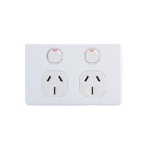 AVOL AVOL Power Point 4 Gang Double Pole | 250VAC 10A | White | Horizontal ESW184
